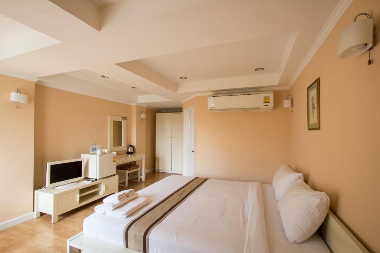 Hotel Triple Palms House Čiang Mai Exteriér fotografie